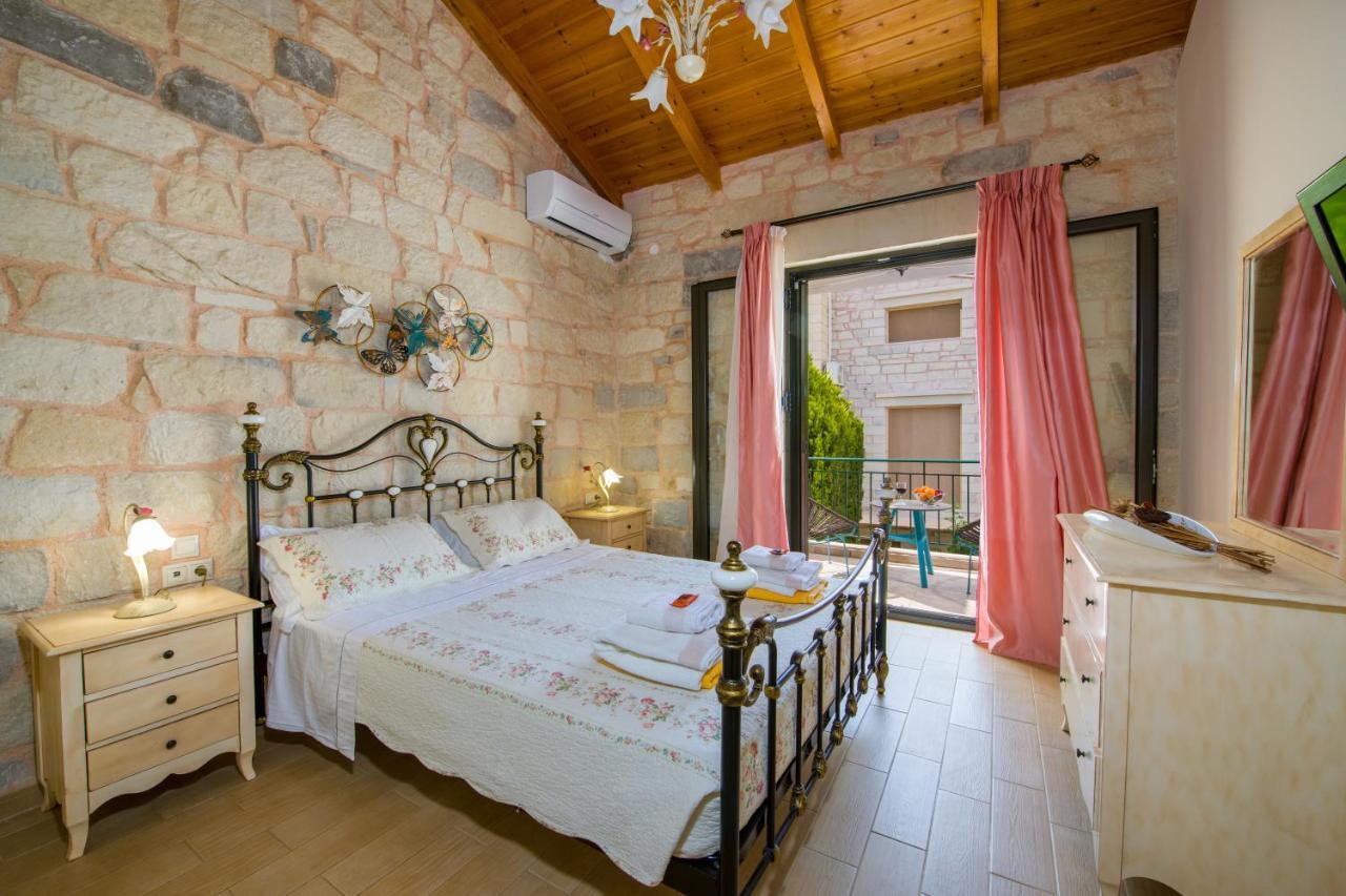 Stalós Villa Constancia מראה חיצוני תמונה
