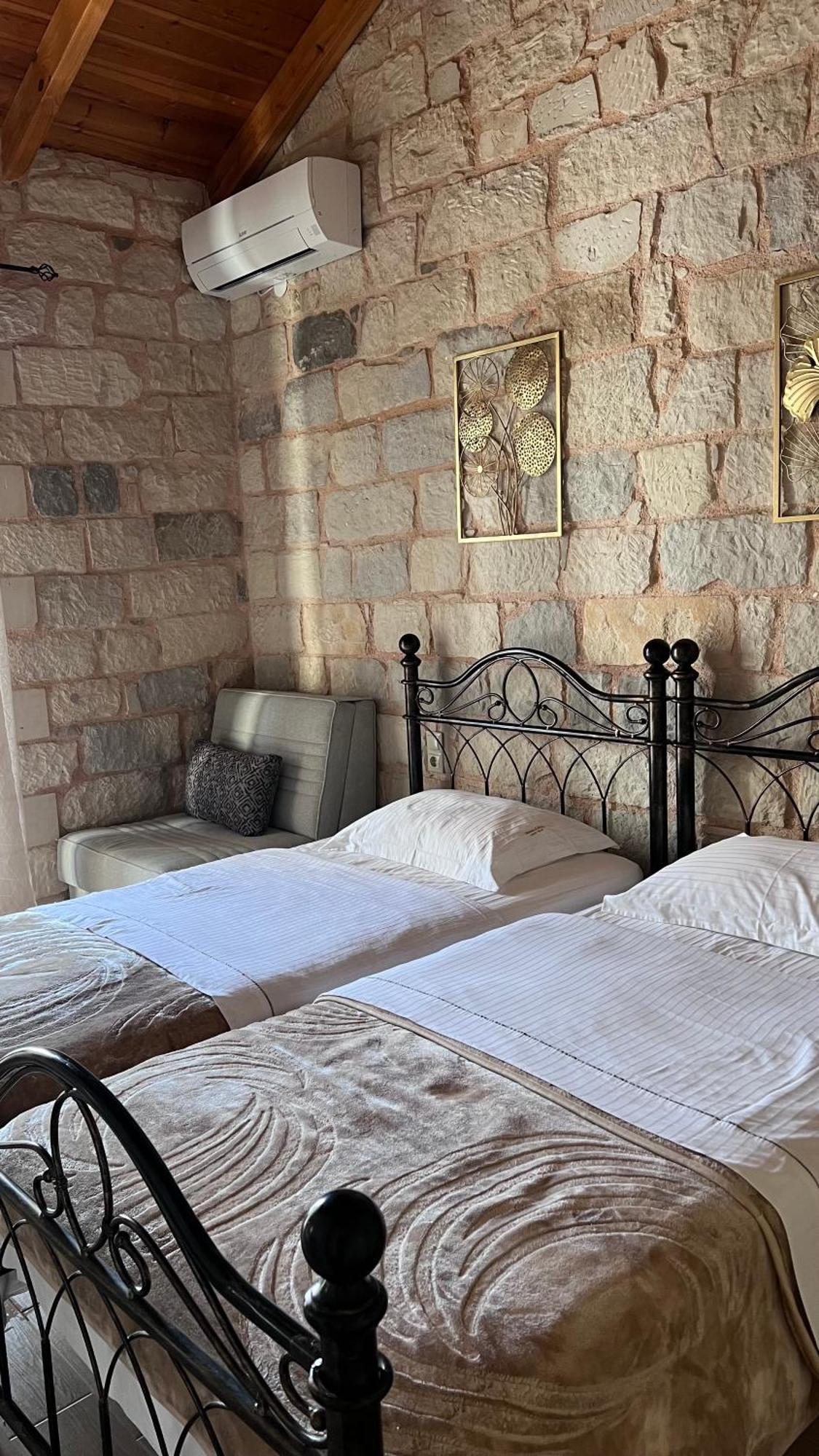 Stalós Villa Constancia מראה חיצוני תמונה