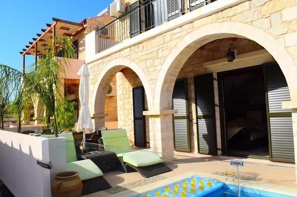 Stalós Villa Constancia מראה חיצוני תמונה